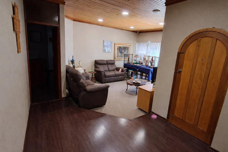 6 Bedroom Property for Sale in Universitas Ridge Free State